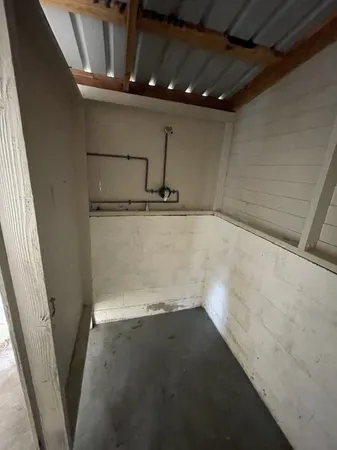 a view of a storage & utility room