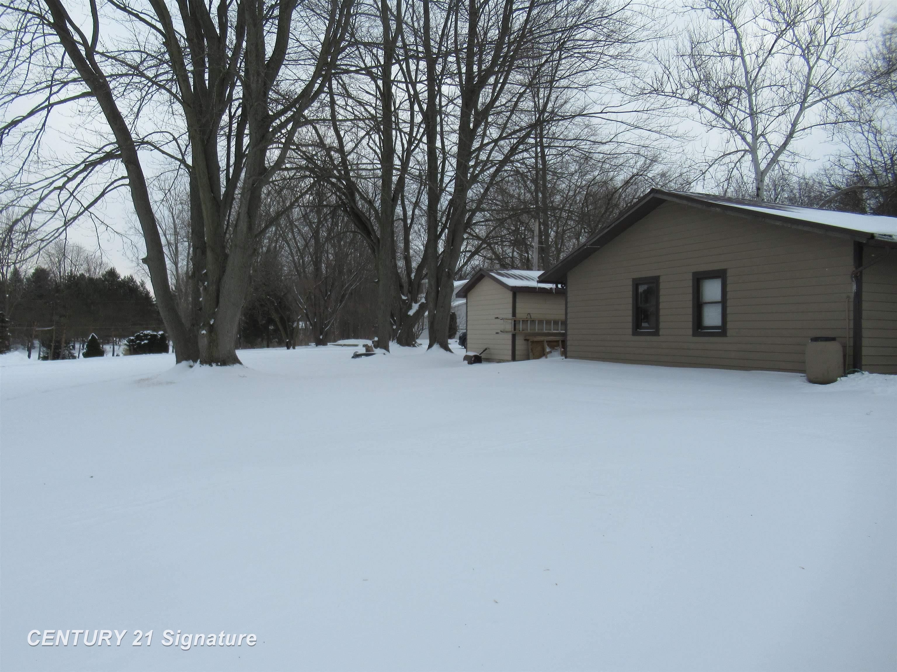 2444 North Seymour Road Flushing, MI 48433 - Photo 39 of 39 50166618-ed1d0cf3-ba36-4d07-85ae-2f8a590177ce.JPG