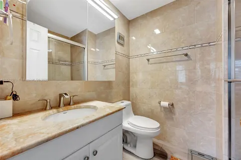 $440,000 | 1187 Northwest 123rd Place, Unit 204, Miami, FL 33182