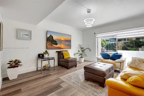 $440,000 | 1187 Northwest 123rd Place, Unit 204, Miami, FL 33182