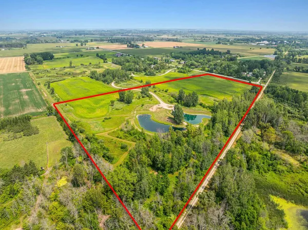 $638,000 | State Road, Black Creek, WI 54106