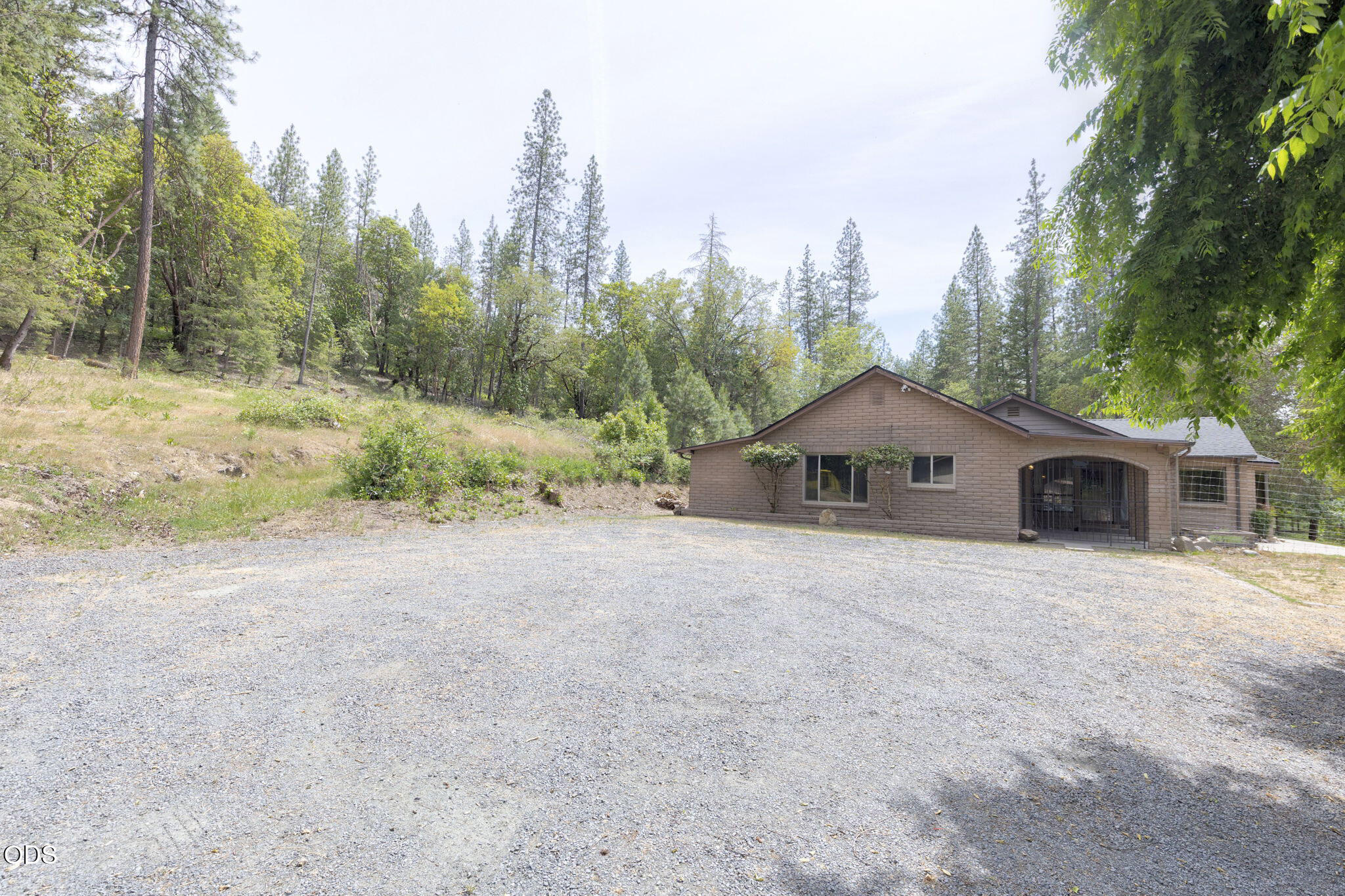 782 Covered Bridge Road Rogue River, OR 97537 - Photo 5 of 44