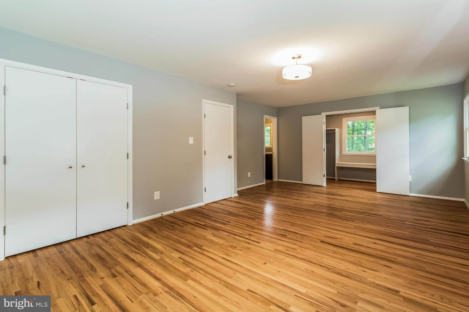 6524 Greenview Lane Springfield, VA 22152 - Photo 11 of 28 Bedroom (Master)