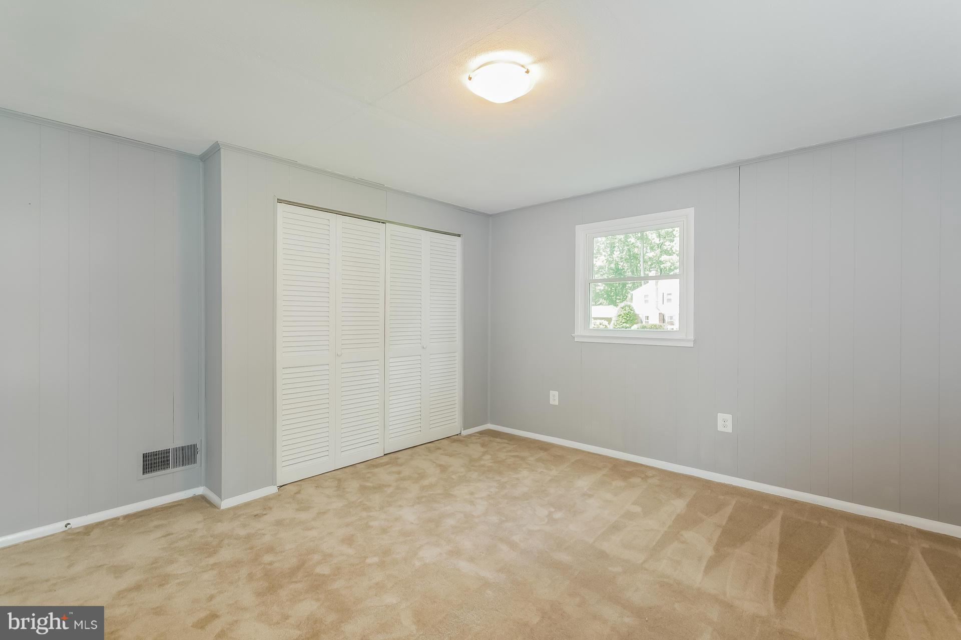 6524 Greenview Lane Springfield, VA 22152 - Photo 21 of 28 Bedroom