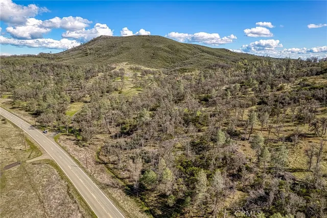 a view of a room with lots of yellow lighting