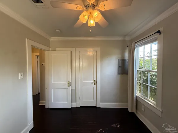 $1,695 | 1970 West Romana Street, Pensacola, FL 32502