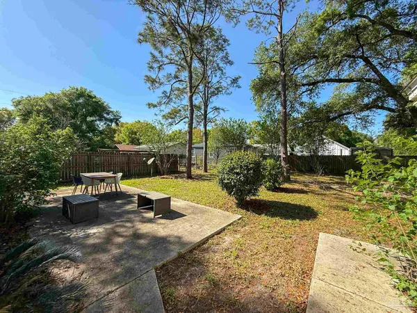 $1,695 | 1970 West Romana Street, Pensacola, FL 32502