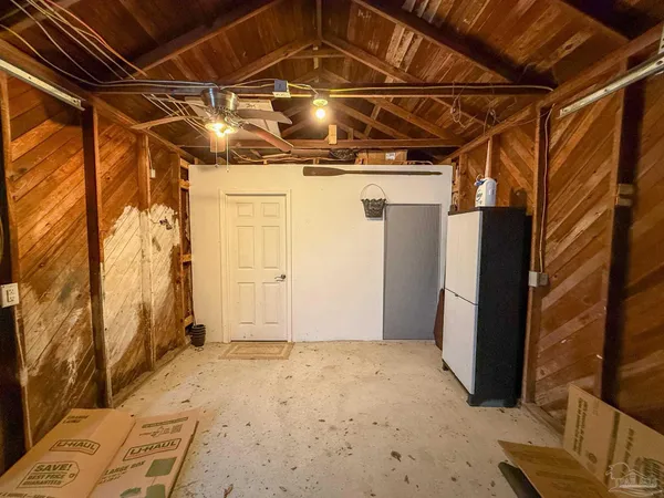 $1,695 | 1970 West Romana Street, Pensacola, FL 32502