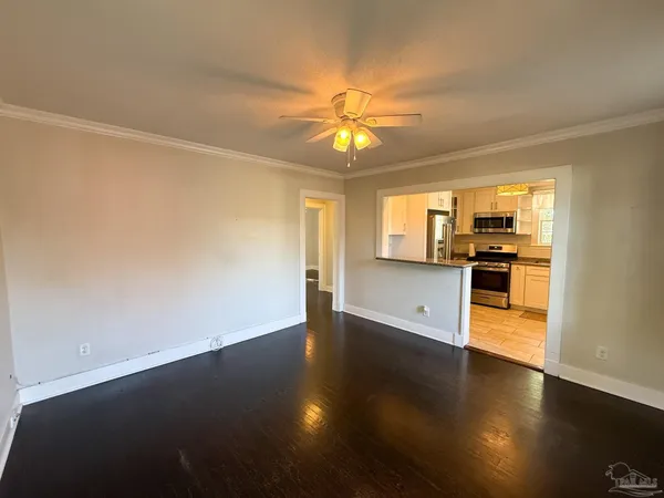$1,695 | 1970 West Romana Street, Pensacola, FL 32502