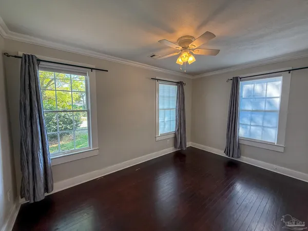 $1,695 | 1970 West Romana Street, Pensacola, FL 32502