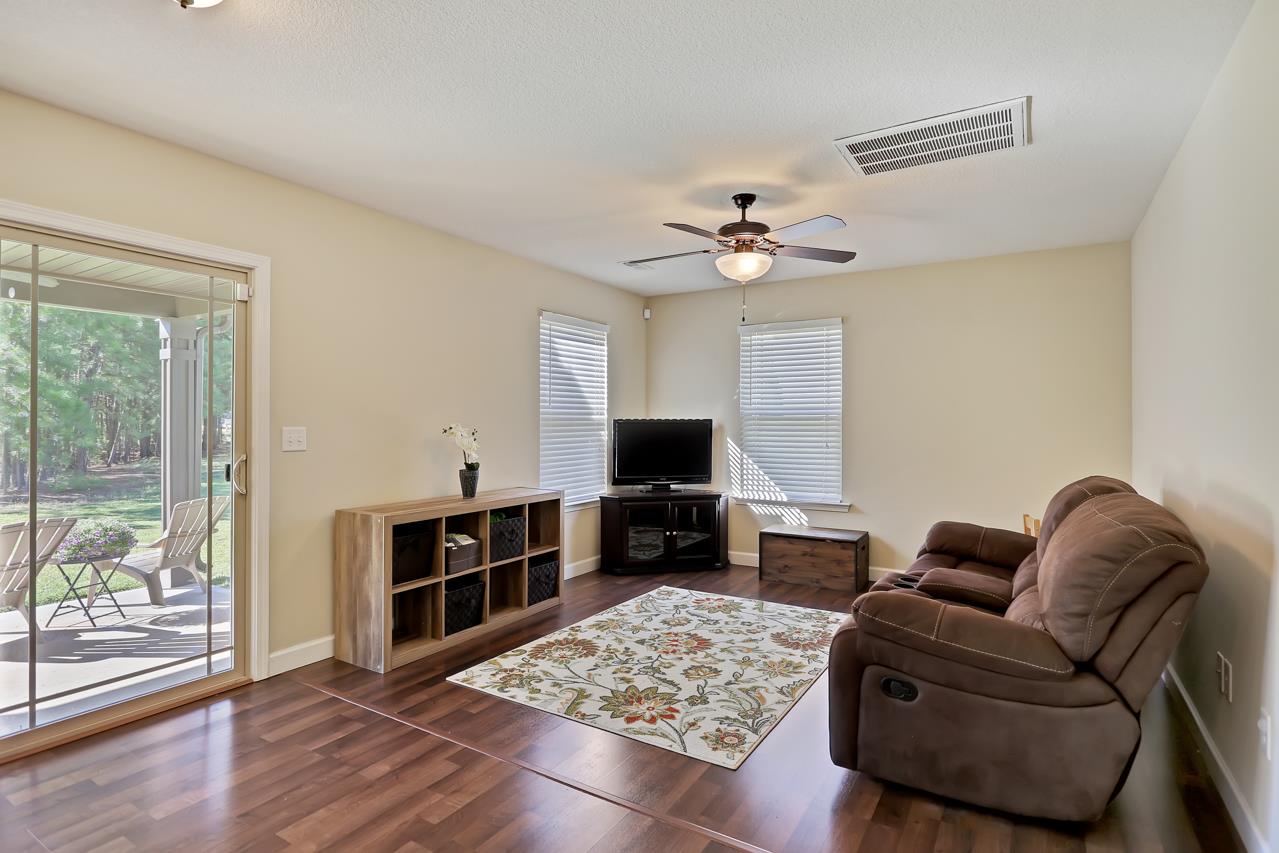 357 Silver Lake Road Duncan, SC 29334 - Photo 11 of 25 Gallery Image 11