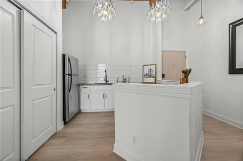 $159,000 | 308 West 8th Street, Unit 304, Kansas City, MO 64105