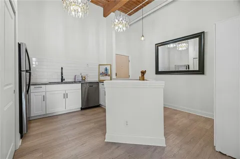 $159,000 | 308 West 8th Street, Unit 304, Kansas City, MO 64105