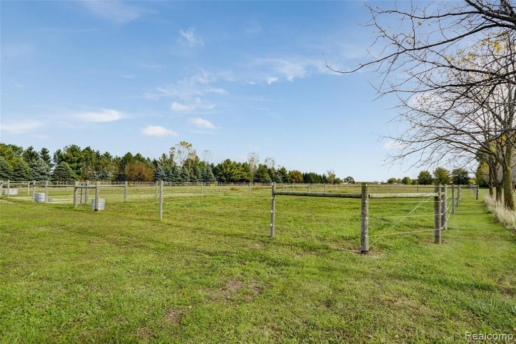 10572 Otter Road Carleton, MI 48117 - Photo 35 of 36 Gallery Image 35