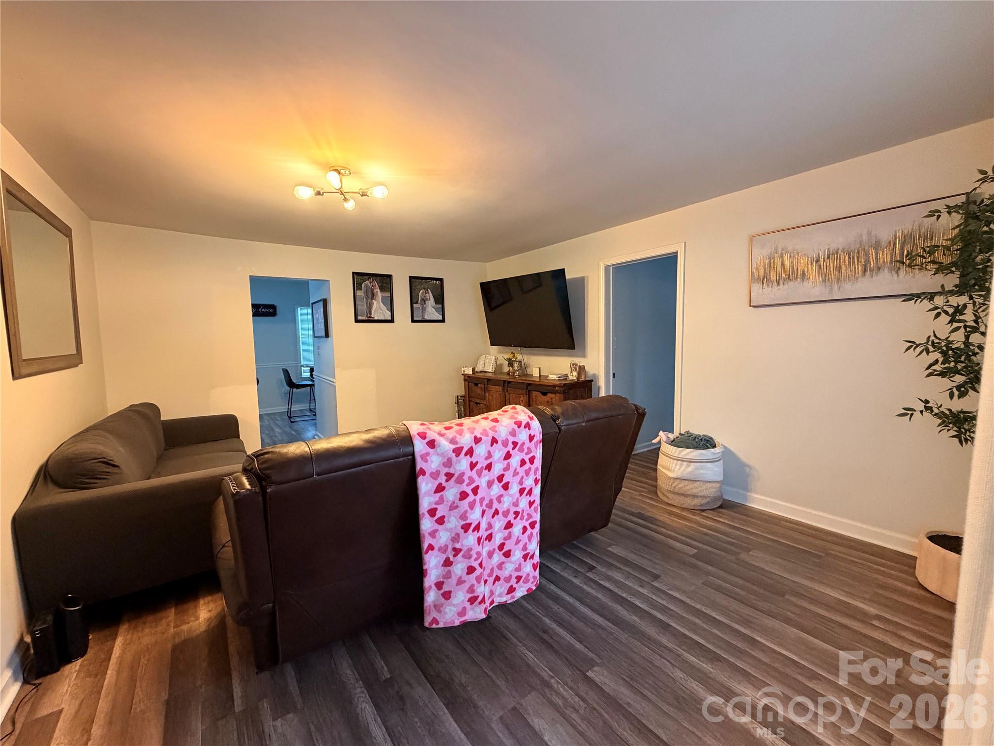 934 South Chestnut Street Gastonia, NC 28054 - Photo 2 of 12