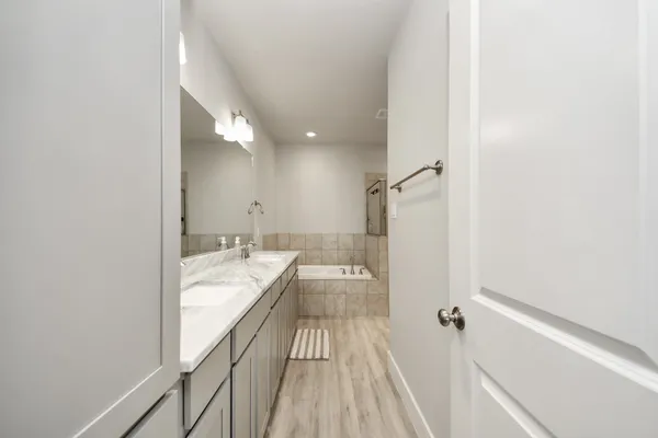 $2,300 | 9017 Lonestar Creekbend Lane, Houston, TX 77080