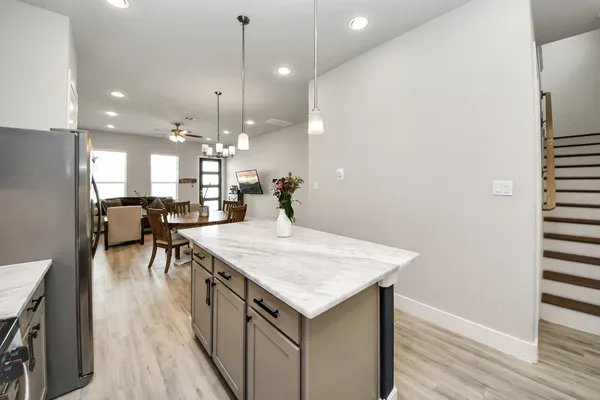 $2,300 | 9017 Lonestar Creekbend Lane, Houston, TX 77080