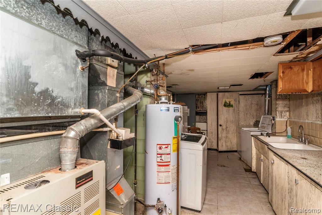 1354 North Gulley Road Dearborn, MI 48128 - Photo 40 of 44
