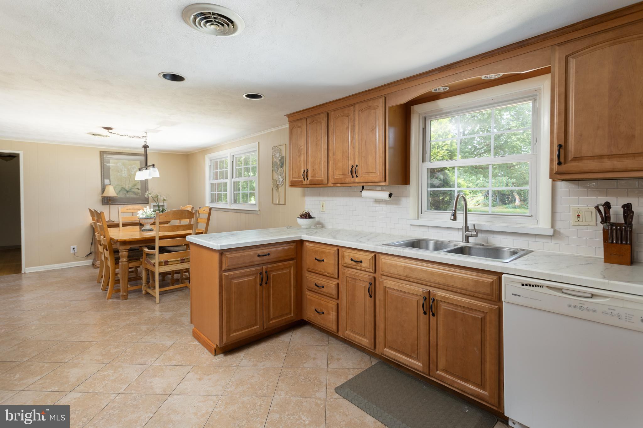 48 Chesterfield Georgetown Road Chesterfield, NJ 08515 - Photo 8 of 26