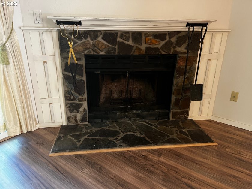 4880 Southwest Scholls Ferry Road, Unit 2 Portland, OR 97225 - Photo 15 of 26 Gallery Image 15