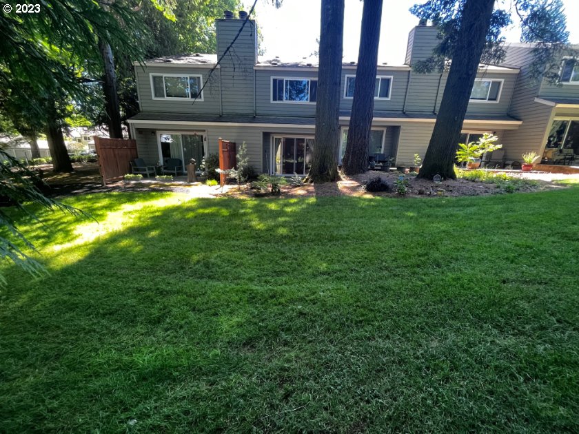 4880 Southwest Scholls Ferry Road, Unit 2 Portland, OR 97225 - Photo 4 of 26 Gallery Image 4