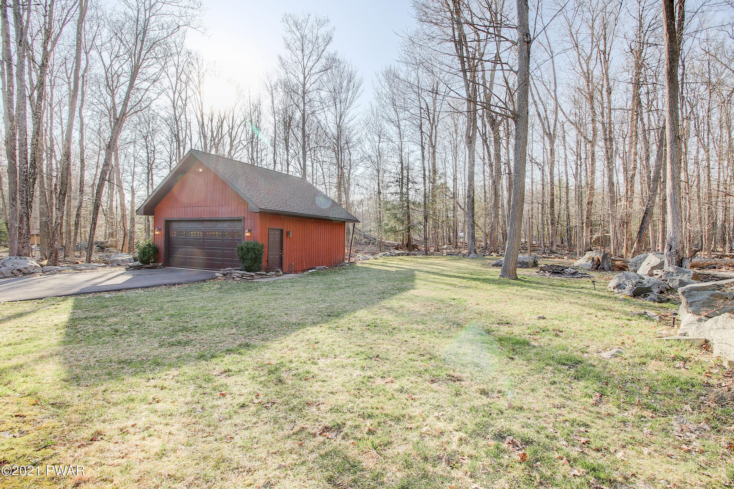 29 Cliffwood Road Lake Ariel, PA 18436 - Photo 3 of 41