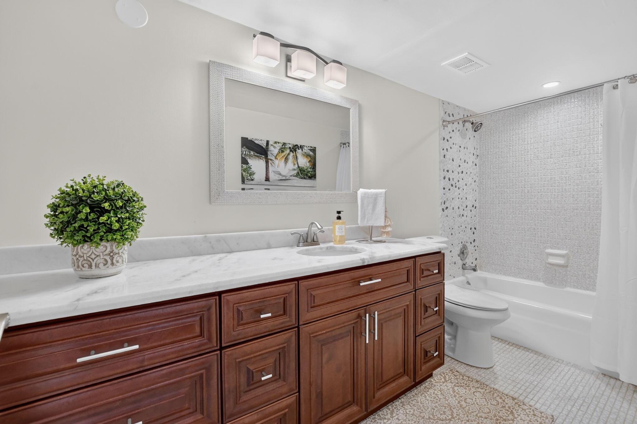 4 Royal Palm Way, Unit 403 Boca Raton, FL 33432 - Photo 18 of 56 Luxury Bathroom