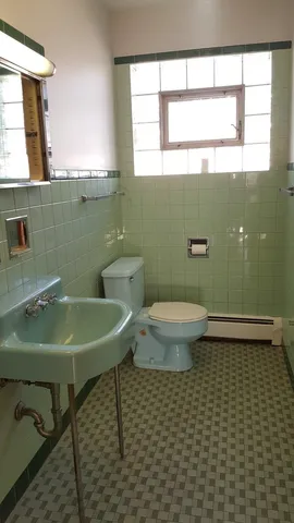 $2,195 | 5736 West Gunnison Street, Unit 2, Chicago, IL 60630