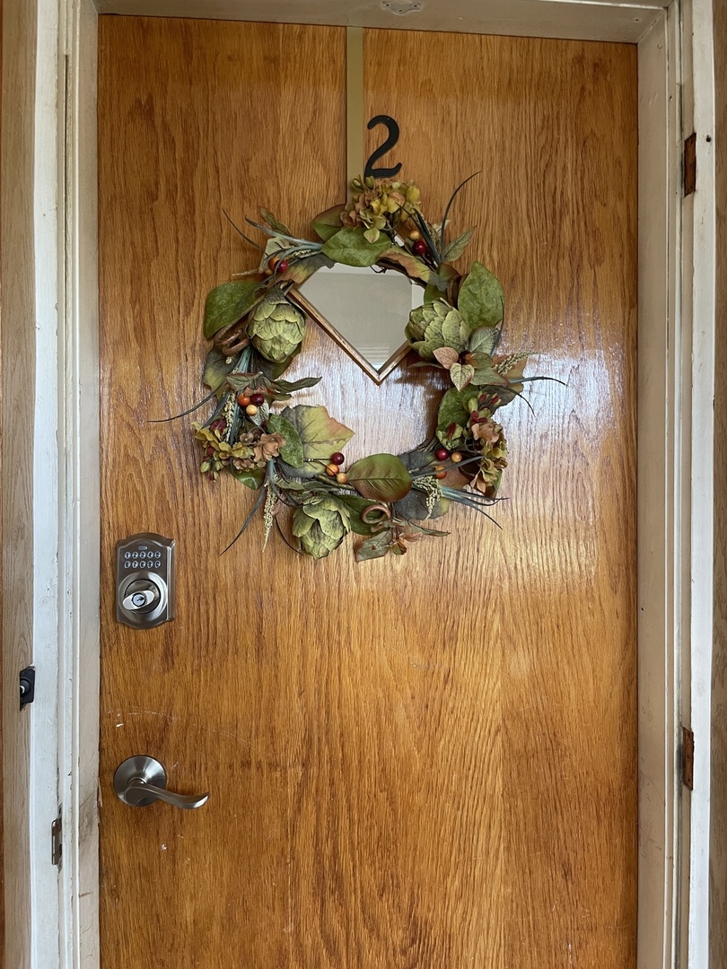 5736 West Gunnison Street, Unit 2 Chicago, IL 60630 - Photo 13 of 17