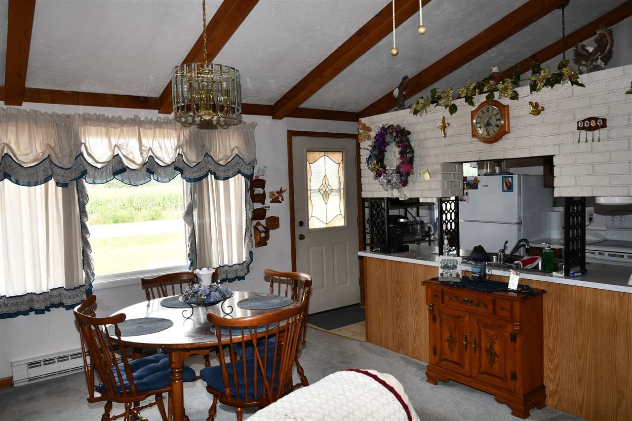 281 Doud Road Kawkawlin, MI 48631 - Photo 5 of 18 Gallery Image 5