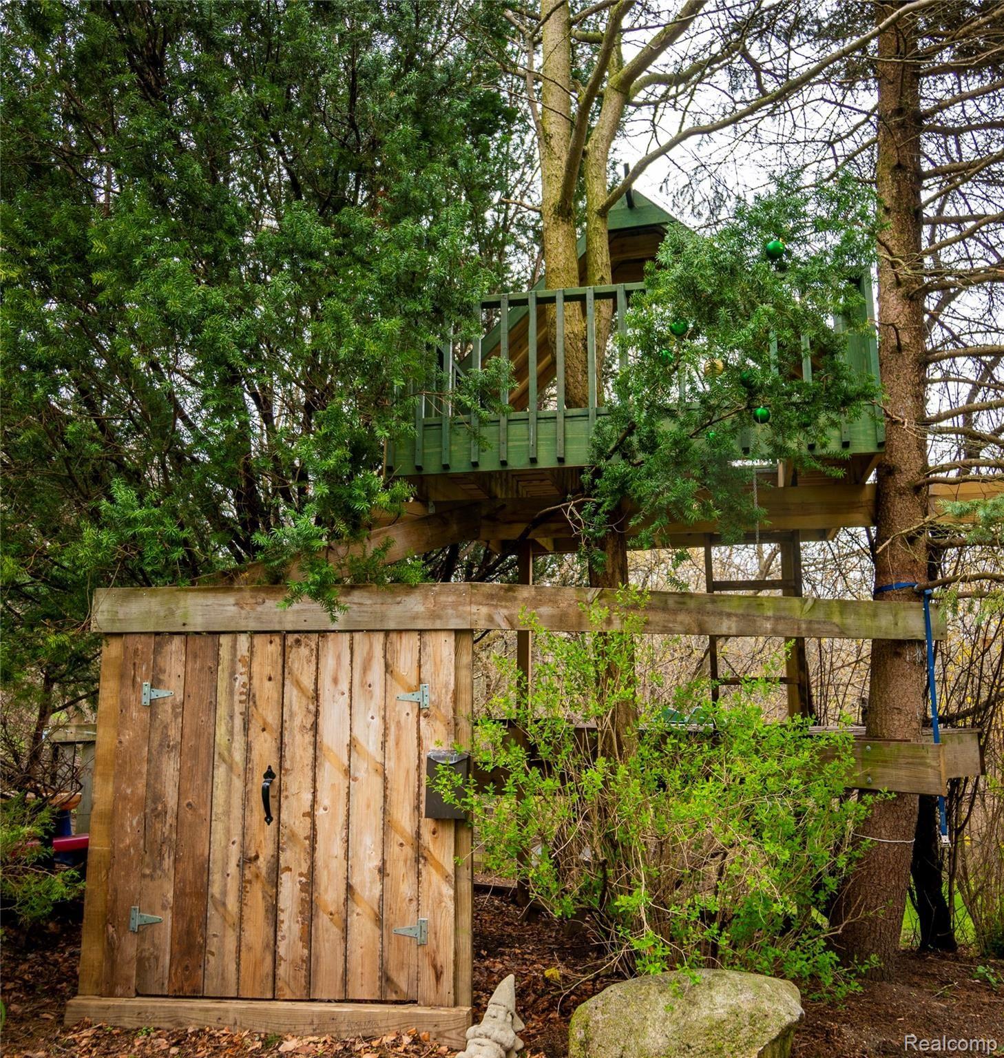 4755 Walnut Lake Road Bloomfield Hills, MI 48301 - Photo 25 of 30 Tree Fort