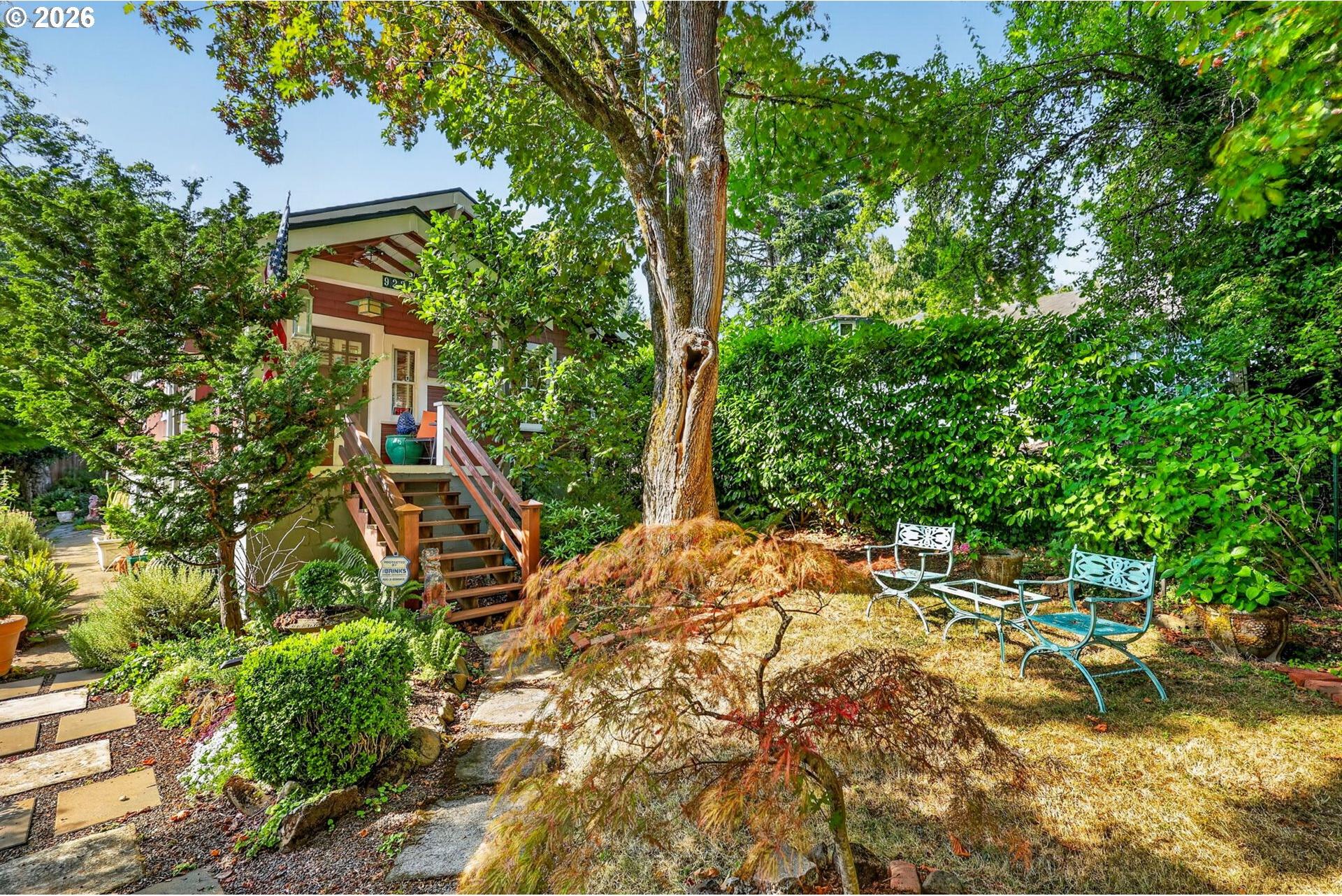 9225 Southwest Boones Ferry Road Portland, OR 97219 - Photo 45 of 48 Gallery Image 45