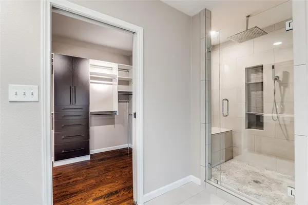 $2,495 | 2638 Burlington Boulevard, Dallas, TX 75211