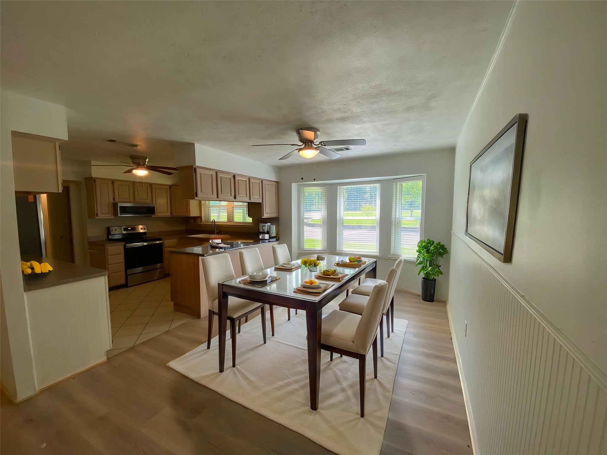 150 Kalyn Road Huntsville, TX 77340 - Photo 5 of 5 Dining Room