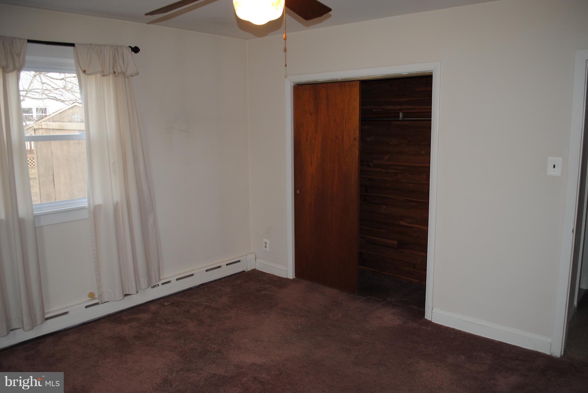 5 Allison Road Willow Grove, PA 19090 - Photo 14 of 25 Main bedroom