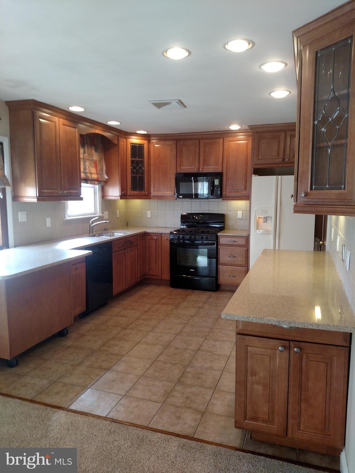 5 Allison Road Willow Grove, PA 19090 - Photo 8 of 25 Kitchen