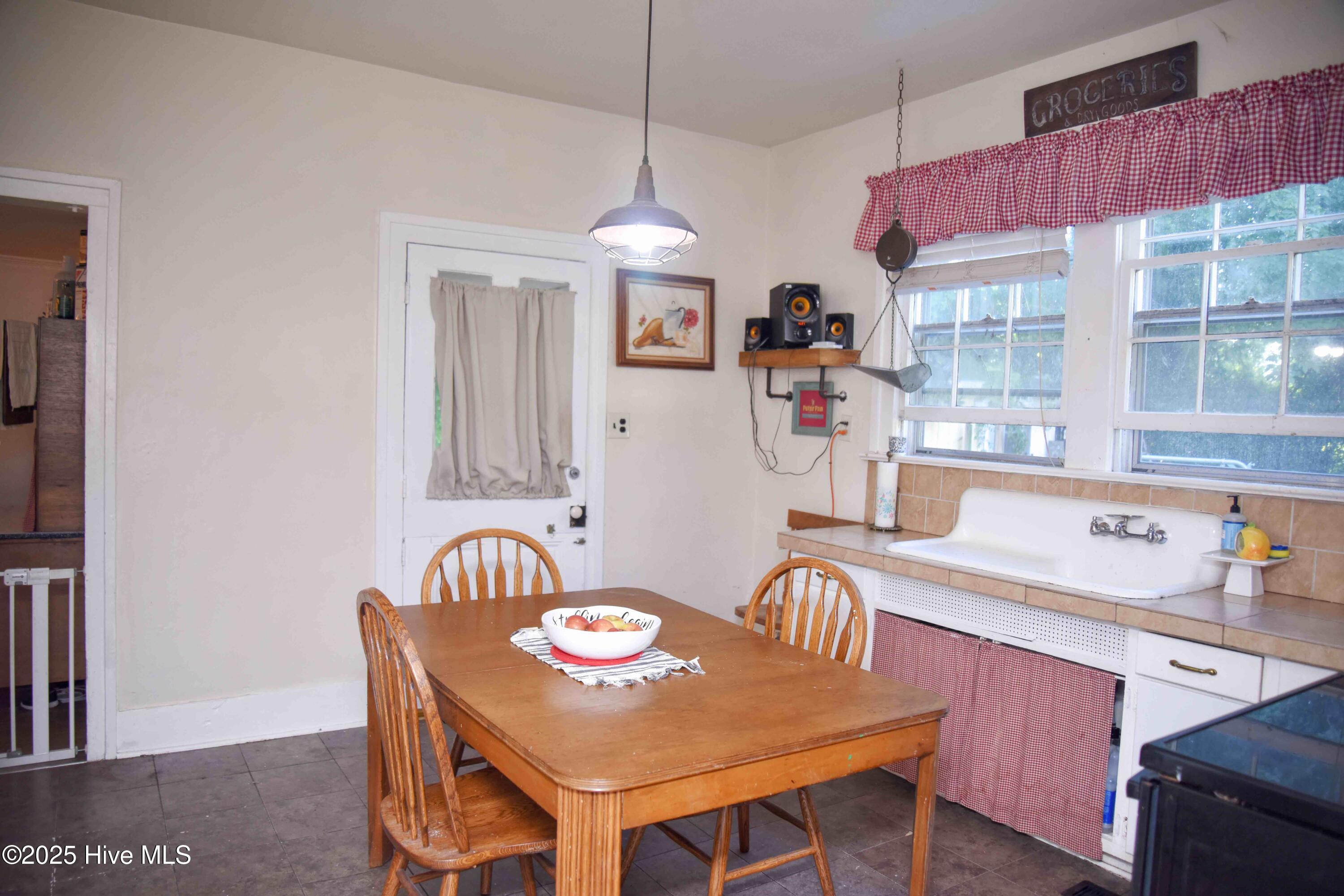 304 East Main Street Elm City, NC 27822 - Photo 12 of 25 ECM_7954