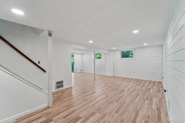 $799,000 | 3465 Curry Street, Yorktown Heights, NY 10598