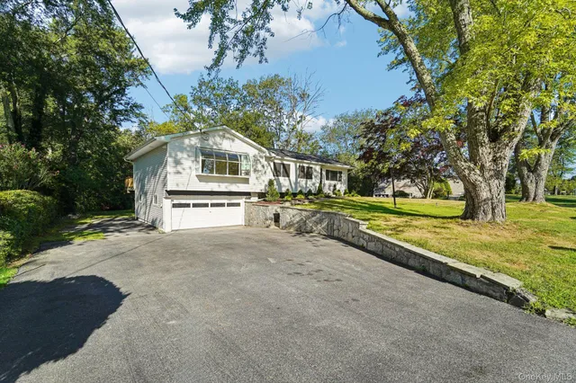 $799,000 | 3465 Curry Street, Yorktown Heights, NY 10598