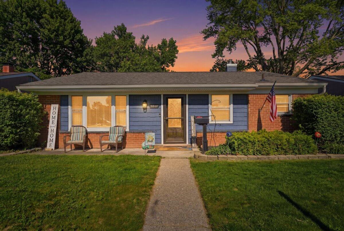 8210 N Henry Ruff