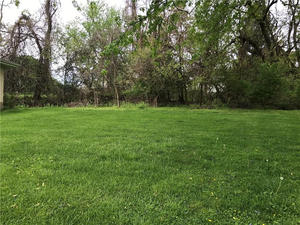 2845 Reiter Road Pittsburgh, PA 15235 - Photo 10 of 19 Large yard.