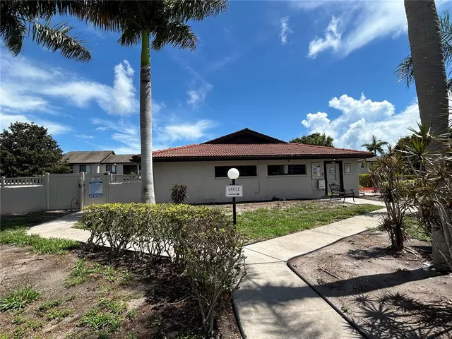 $1,435 | 3525 59th Avenue West, Unit 3525, Bradenton, FL 34210