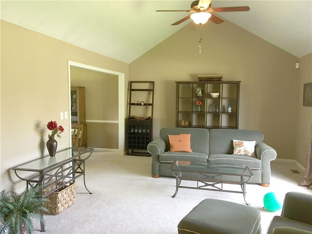 7930 Castle Lake Road Indianapolis, IN 46256 - Photo 4 of 22 Gallery Image 4