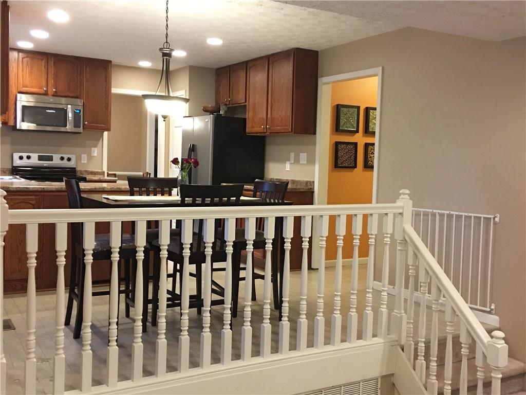 7930 Castle Lake Road Indianapolis, IN 46256 - Photo 7 of 22 Gallery Image 7