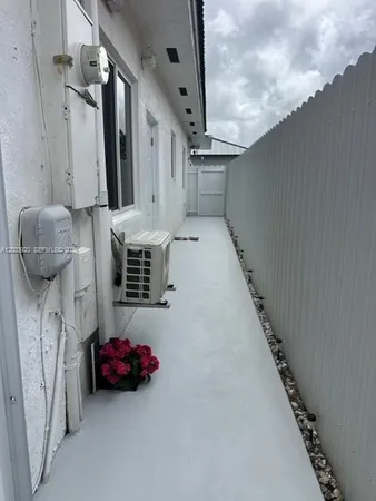 $1,400 | Miami-Dade County, Miami, FL 33177