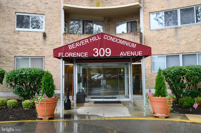 $140,000 | 309 Florence Avenue, Unit 202N, Jenkintown, PA 19046