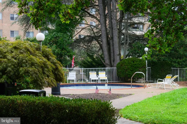 $140,000 | 309 Florence Avenue, Unit 202N, Jenkintown, PA 19046