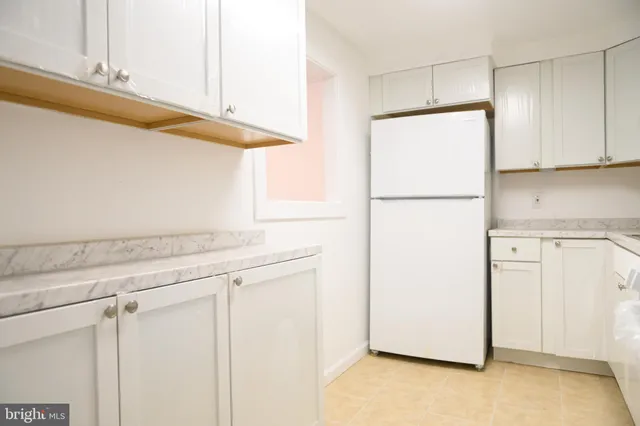 $140,000 | 309 Florence Avenue, Unit 202N, Jenkintown, PA 19046