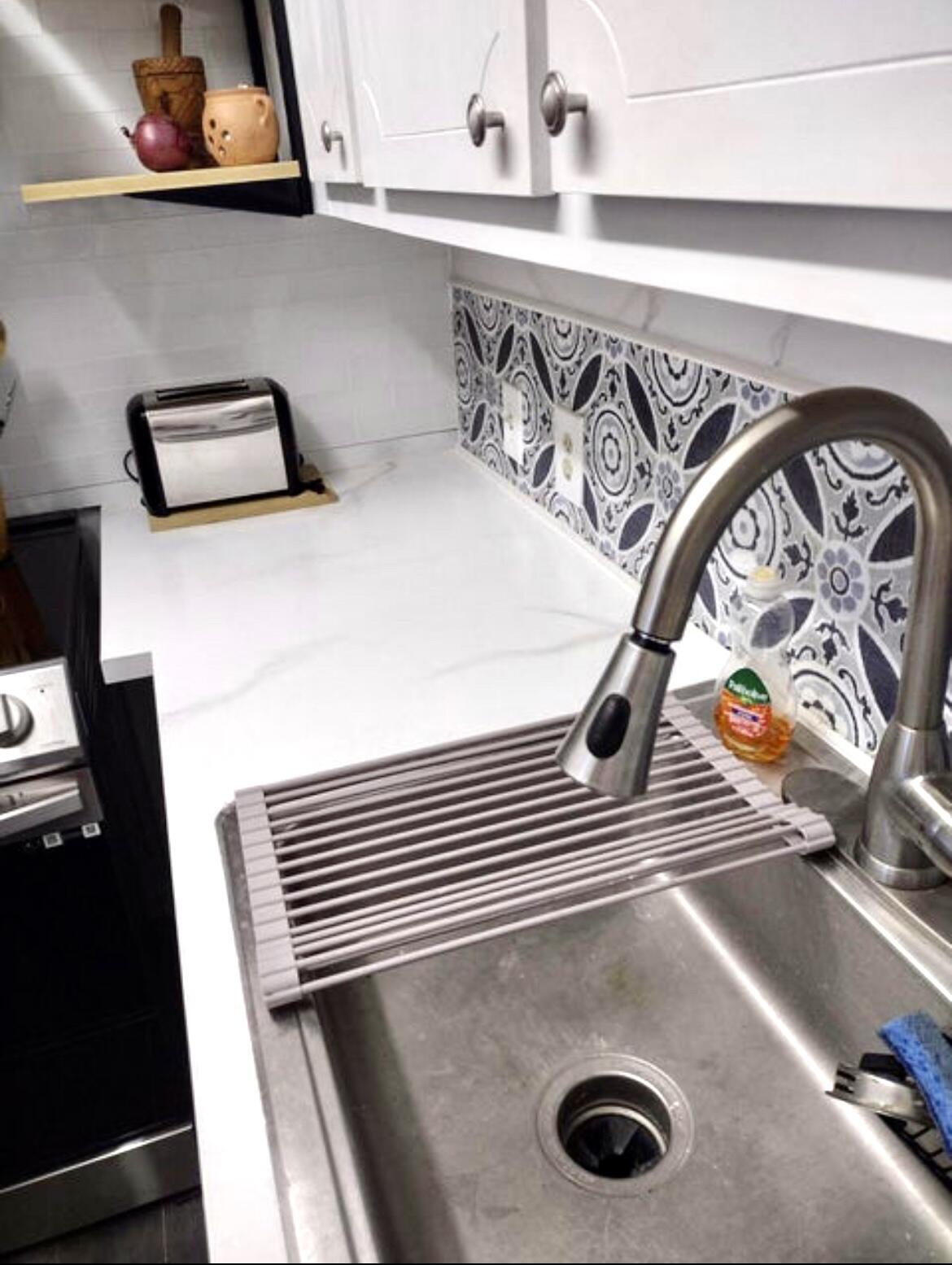 209 Suffolk F Boca Raton, FL 33434 - Photo 14 of 25 Kitchen Staged Items