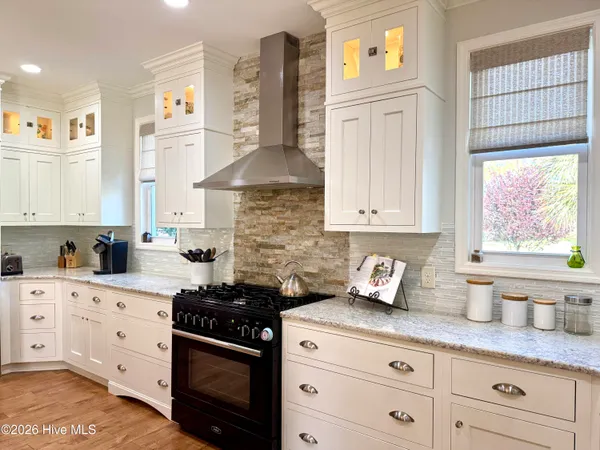 $994,900 | 100 Cotherstone Court, Hampstead, NC 28443